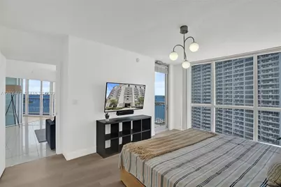 1750 N Bayshore Dr #2202, Miami, FL 33132 - Photo 18
