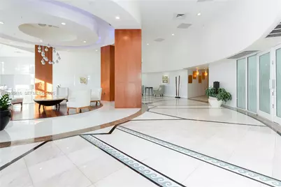 6301 Collins Ave #1105, Miami Beach, FL 33141 - Photo 36