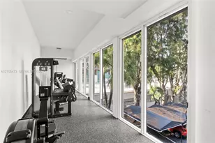 770 NE 69th St, Miami, FL 33138 - Photo 32