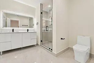 4606 SW 1st St, Miami, FL 33134 - Photo 12