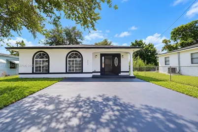 2276 NW 81st St, Miami, FL 33147 - Photo 1