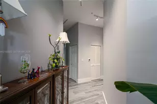 2000 N Bayshore Dr, Miami, FL 33137 - Photo 4