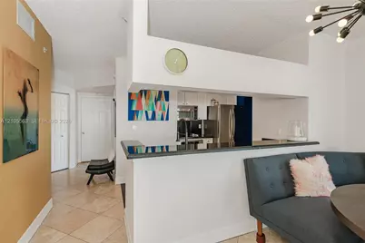 17145 N Bay Rd #4613, Sunny Isles Beach, FL 33160 - Photo 18