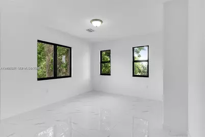1823 NW 69th St #1823, Miami, FL 33147 - Photo 8