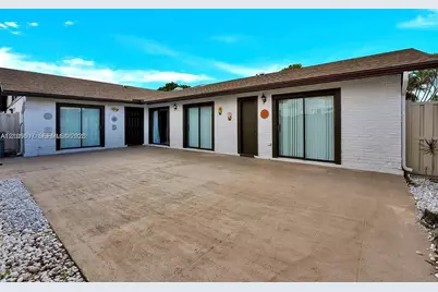 9892 Boca Gardens Pkwy #A, Boca Raton, FL 33496 - Photo 1