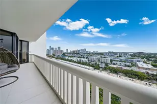2000 Island Blvd, Aventura, FL 33160 - Photo 38