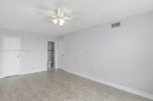 2101 Atlantic Shores Blvd, Hallandale Beach, FL 33009 - Photo 20