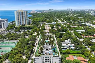2200 Brickell Ave, Miami, FL 33129 - Photo 54