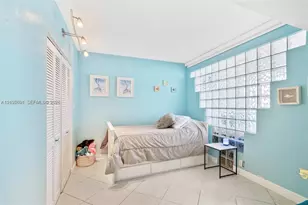 5401 Collins Ave, Miami Beach, FL 33140 - Photo 24