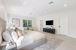 190 NW 102nd St, Miami Shores, FL 33150 - Photo 22