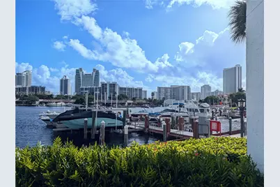 300 Three Islands Blvd #516, Hallandale Beach, FL 33009 - Photo 10