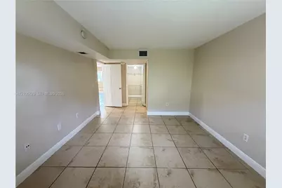 4785 SW 62nd Ave #102, Davie, FL 33314 - Photo 10