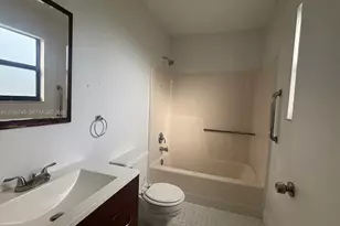 19 Crossings Cir, Boynton Beach, FL 33435 - Photo 8