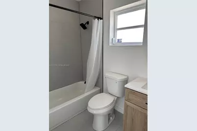 137 SE 2nd Ave #A, Hallandale Beach, FL 33009 - Photo 12