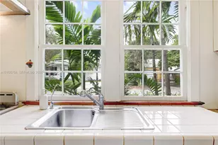 668 NE 70th St, Miami, FL 33138 - Photo 20