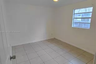 1918 NW 47th St, Miami, FL 33142 - Photo 8