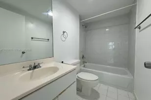 801 Brickell Bay Dr, Miami, FL 33131 - Photo 12