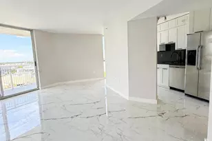 1688 West Ave, Miami Beach, FL 33139 - Photo 2