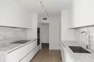 9 Island Ave, Miami Beach, FL 33139 - Photo 6