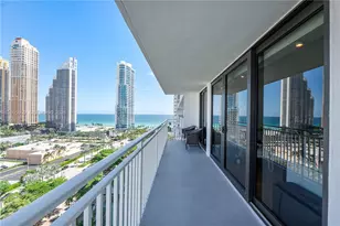210 174th St, Sunny Isles Beach, FL 33160 - Photo 32