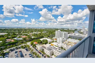 2655 Collins Ave #2301, Miami Beach, FL 33140 - Photo 6