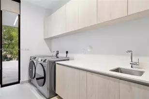 1202 NE 93rd St, Miami Shores, FL 33138 - Photo 78
