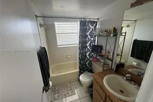 10044 Twin Lakes Dr, Coral Springs, FL 33071 - Photo 22
