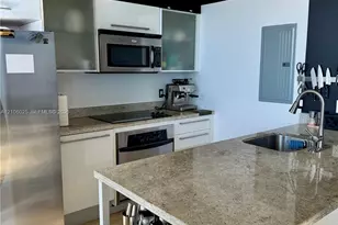 185 SW 7th St, Miami, FL 33130 - Photo 10