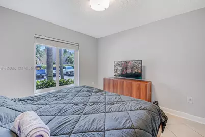 1065 Weeping Willow Way #0, Hollywood, FL 33019 - Photo 36