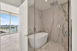 1400 Biscayne Blvd, Miami, FL 33132 - Photo 12
