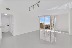 325 S Biscayne Blvd, Miami, FL 33131 - Photo 4