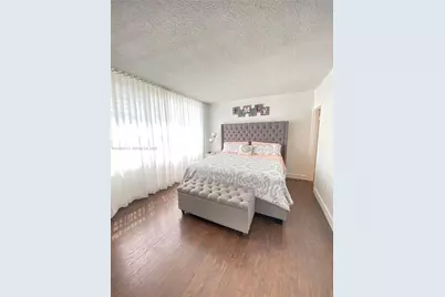 905 Brickell Bay Dr #327, Miami, FL 33131 - Photo 16