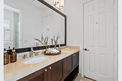 2812 NW 84th Ter, Cooper City, FL 33024 - Photo 34