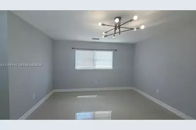 110 SE 7th St #10, Hallandale Beach, FL 33009 - Photo 4