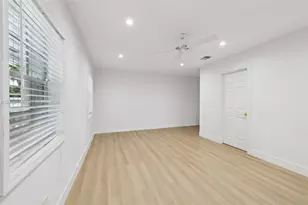 299 S Biscayne River Dr, Miami, FL 33169 - Photo 18