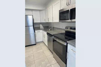 20515 E Country Club Dr #246, Aventura, FL 33180 - Photo 6