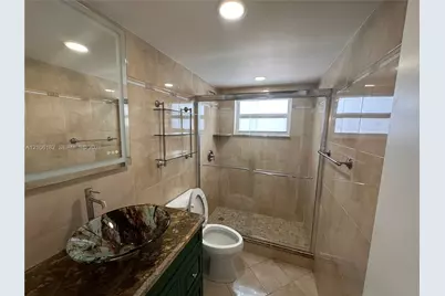400 Golden Isles Dr #40, Hallandale Beach, FL 33009 - Photo 20