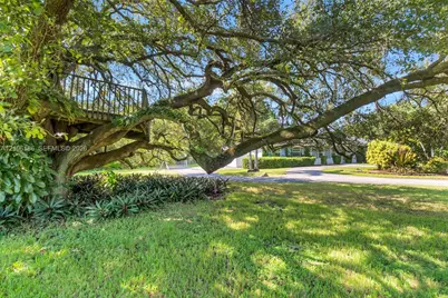 8600 SW 145th St, Palmetto Bay, FL 33158 - Photo 44