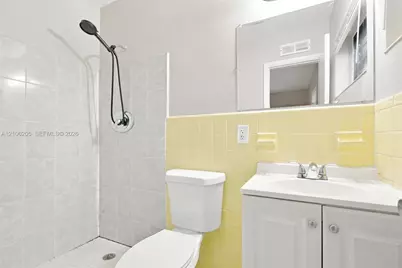 6941 SW 5th St, Pembroke Pines, FL 33023 - Photo 16