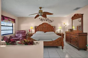 6537 NW 201st Terrace, Hialeah, FL 33015 - Photo 18
