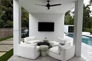 7630 SW 58th Ave, South Miami, FL 33143 - Photo 30