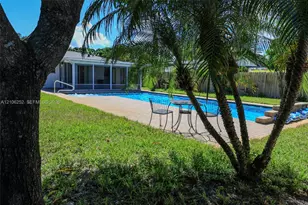 225 E Ilex Dr, Lake Park, FL 33403 - Photo 26