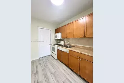 1671 NE 182 St, North Miami Beach, FL 33162 - Photo 4