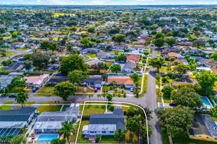 11041 NW 21st St, Pembroke Pines, FL 33026 - Photo 58
