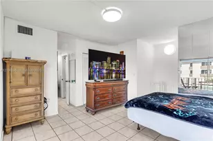 6580 W Flagler St, Miami, FL 33144 - Photo 16