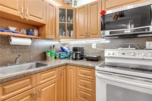 6580 W Flagler St, Miami, FL 33144 - Photo 10