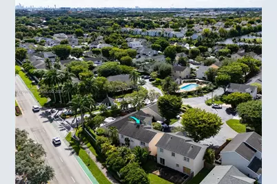 9921 NW 51st Ln, Doral, FL 33178 - Photo 46