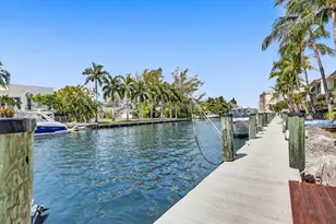 2678 NE 135th St, North Miami, FL 33181 - Photo 6