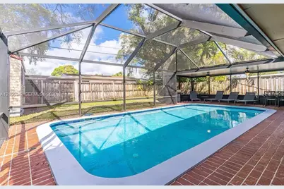 6291 Harding St, Hollywood, FL 33024 - Photo 8