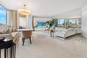300 South Pointe Dr, Miami Beach, FL 33139 - Photo 6
